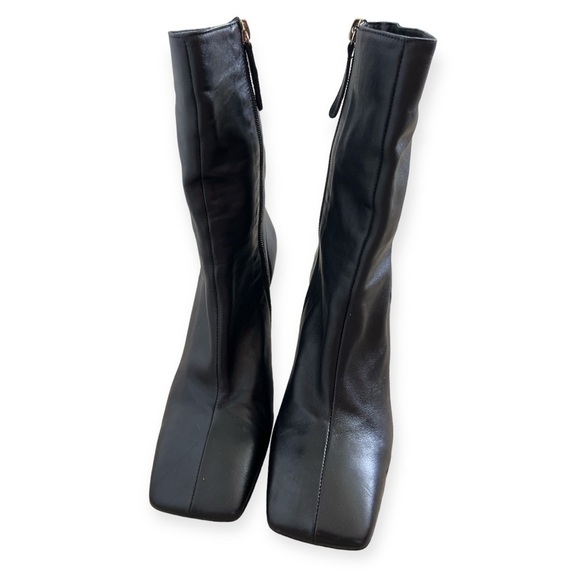 ZARA black leather booties size 40. EUC - Picture 2 of 6